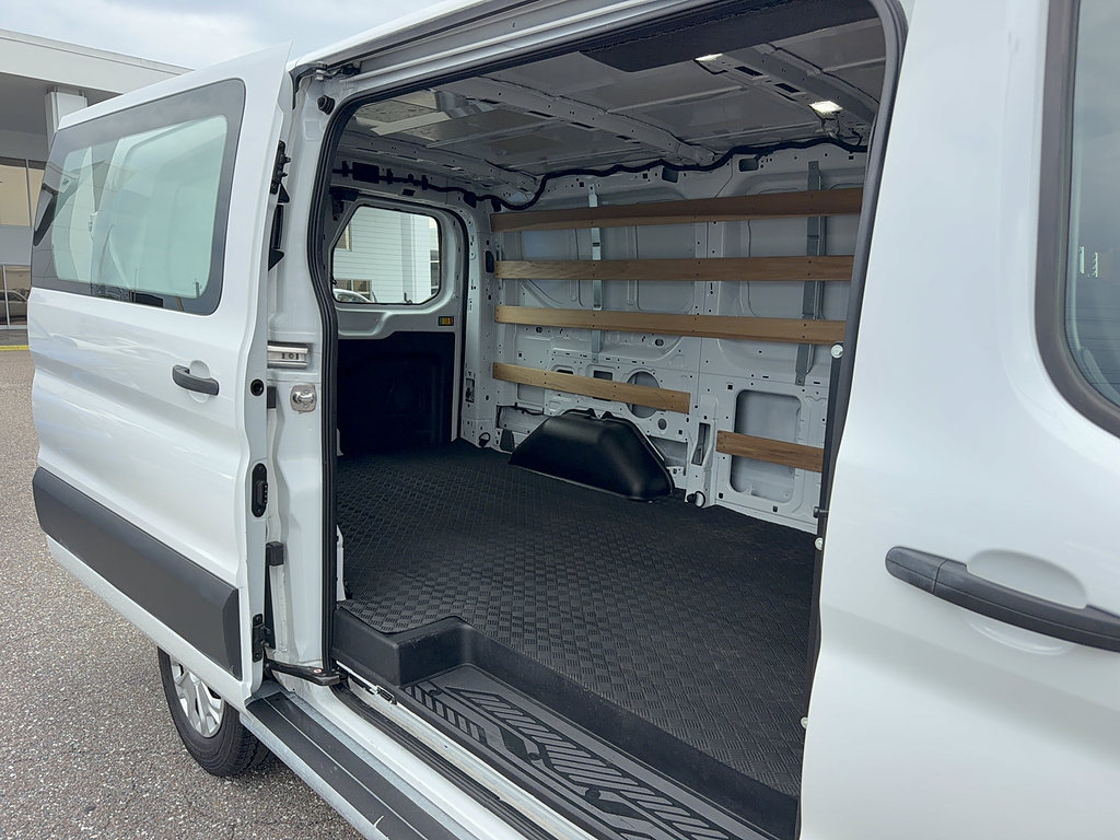 Certified 2025 Ford Transit 250 Low Roof w/ Exterior Upgrade Package RWD image 8