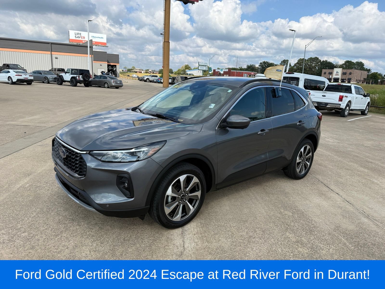 Certified 2024 Ford Escape Platinum AWD/4WD image 1