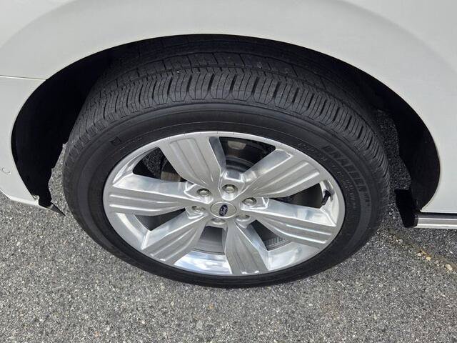 Certified 2024 Ford Expedition Max Platinum RWD image 20