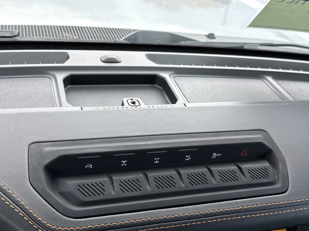 Certified 2024 Ford Bronco Badlands image 20