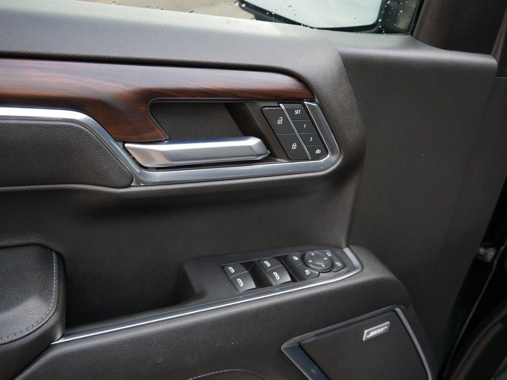 Used 2024 GMC Sierra 1500 SLT w/ SLT Premium Plus Package image 16