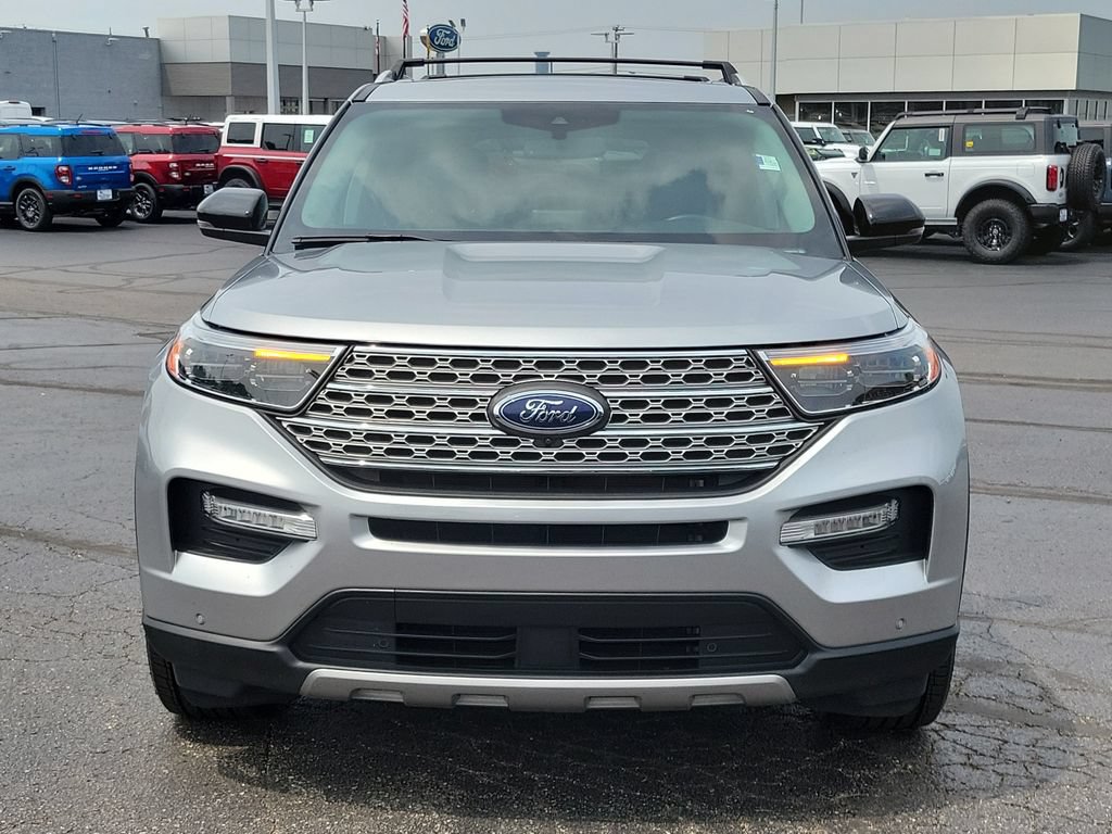 Certified 2024 Ford Explorer Limited w/ Limited Technology Package AWD/4WD image 2