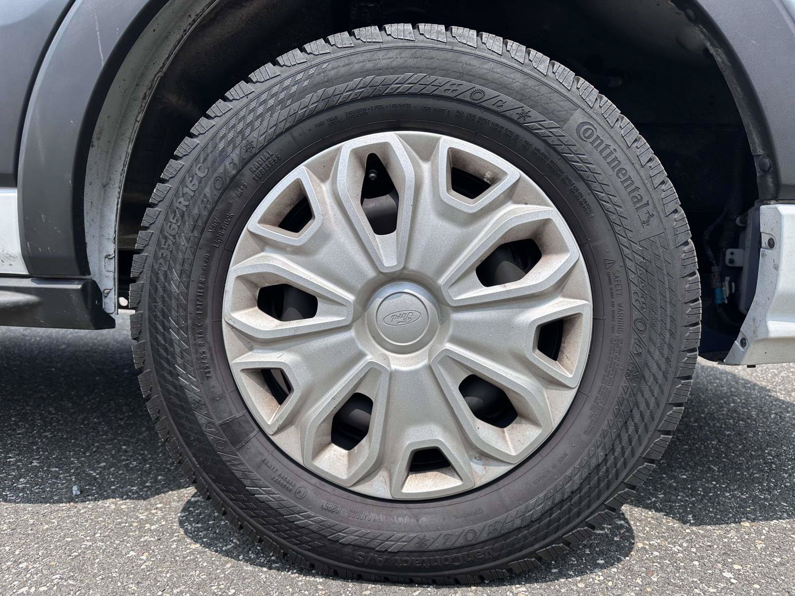 Certified 2025 Ford Transit 350 XLT RWD image 7