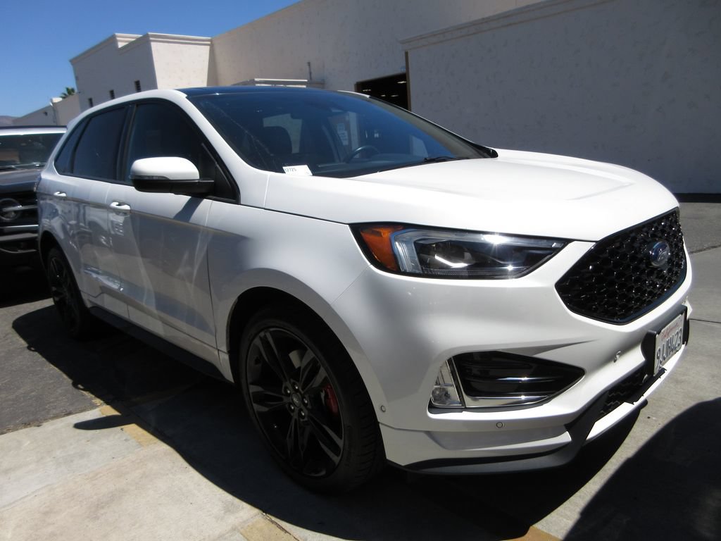 Certified 2024 Ford Edge ST w/ Equipment Group 401A AWD/4WD image 4