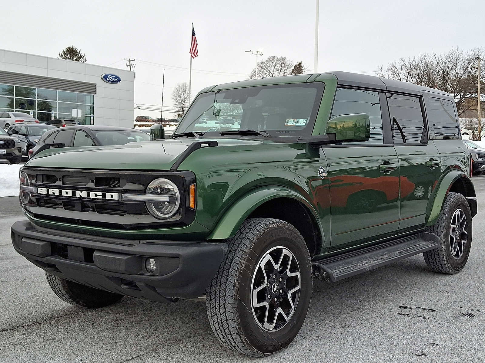 Certified 2025 Ford Bronco Outer Banks image 3