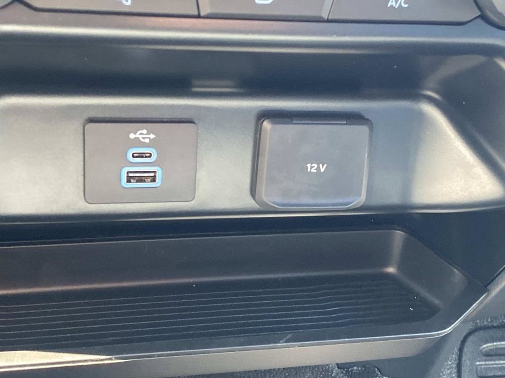 Certified 2025 Ford F250 XL AWD/4WD image 26