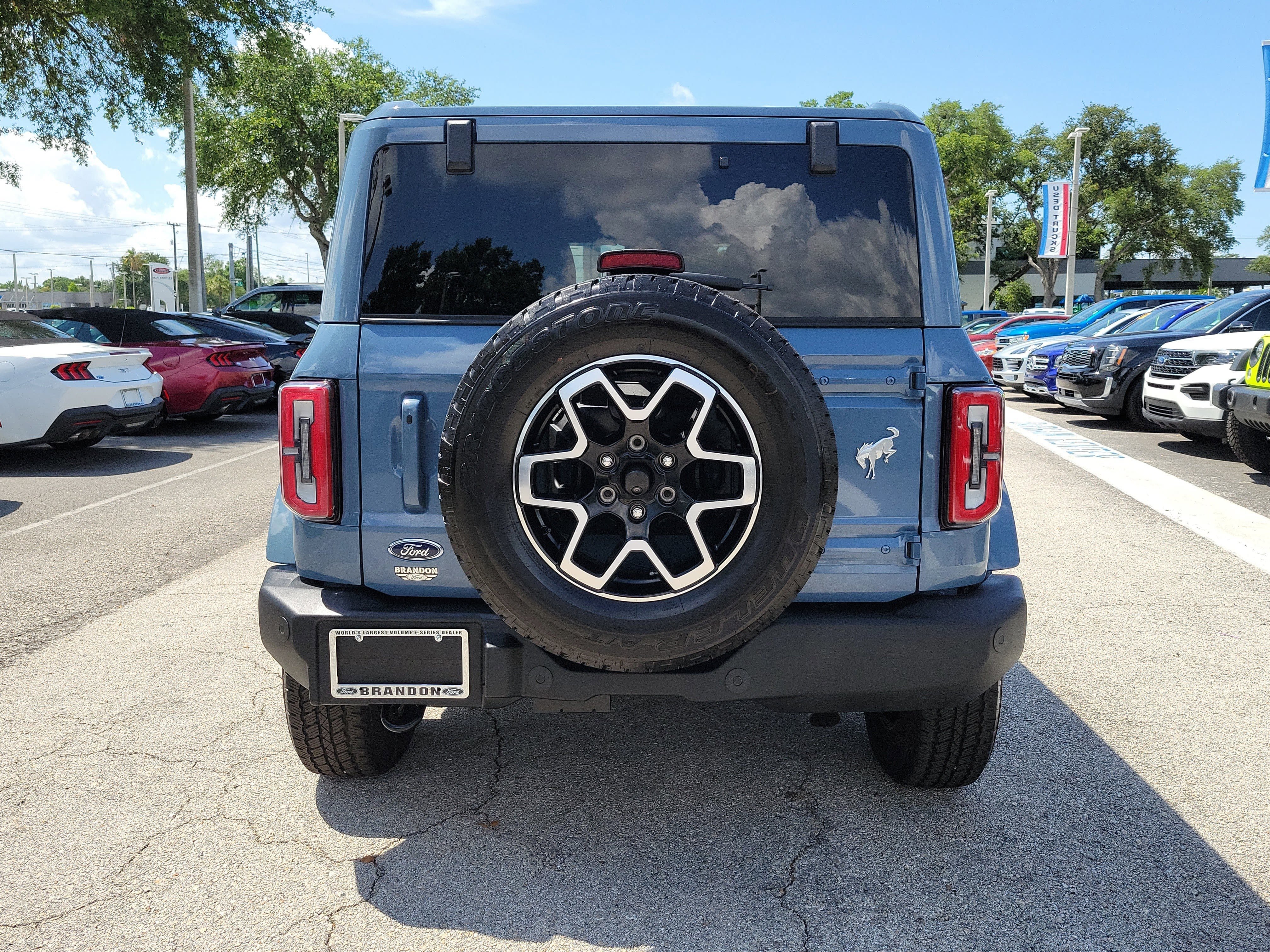 Certified 2025 Ford Bronco Outer Banks AWD/4WD image 8