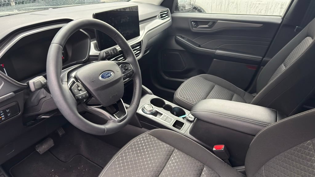 Certified 2023 Ford Escape Active w/ Tech Pack #1 AWD/4WD image 9