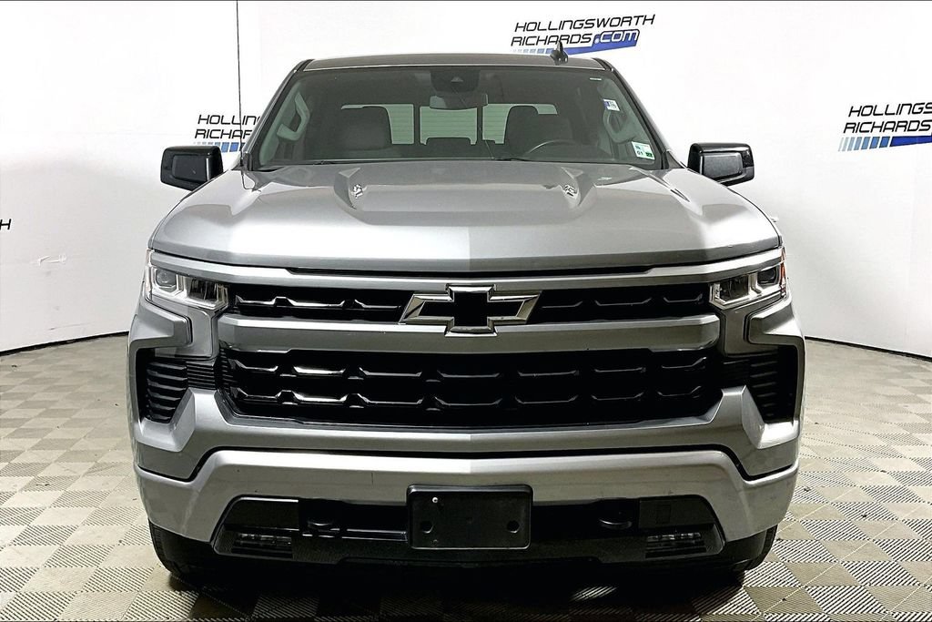 Used 2023 Chevrolet Silverado 1500 RST w/ Convenience Package II AWD/4WD image 2
