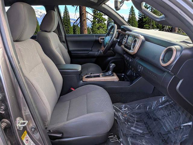 Certified 2025 Ford Maverick Lariat AWD/4WD image 39