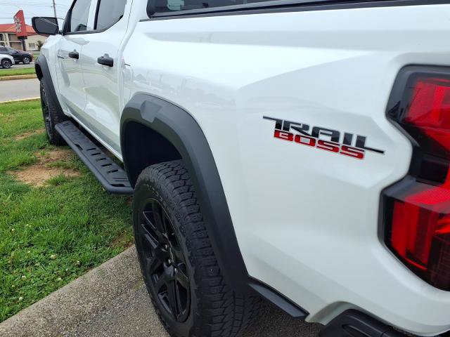 Used 2023 Chevrolet Colorado Trail Boss w/ Technology Package AWD/4WD image 19
