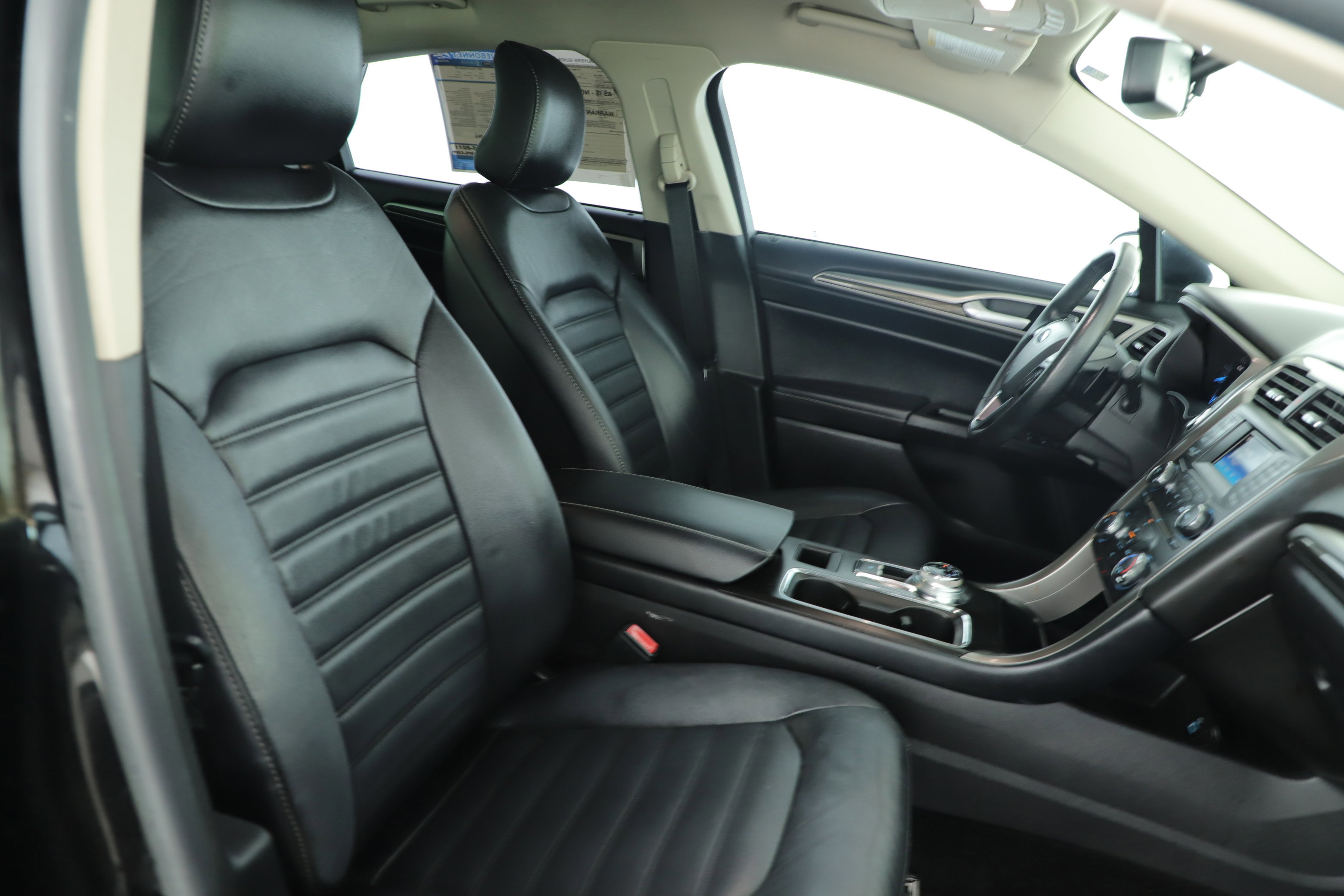 Certified 2017 Ford Fusion SE image 10