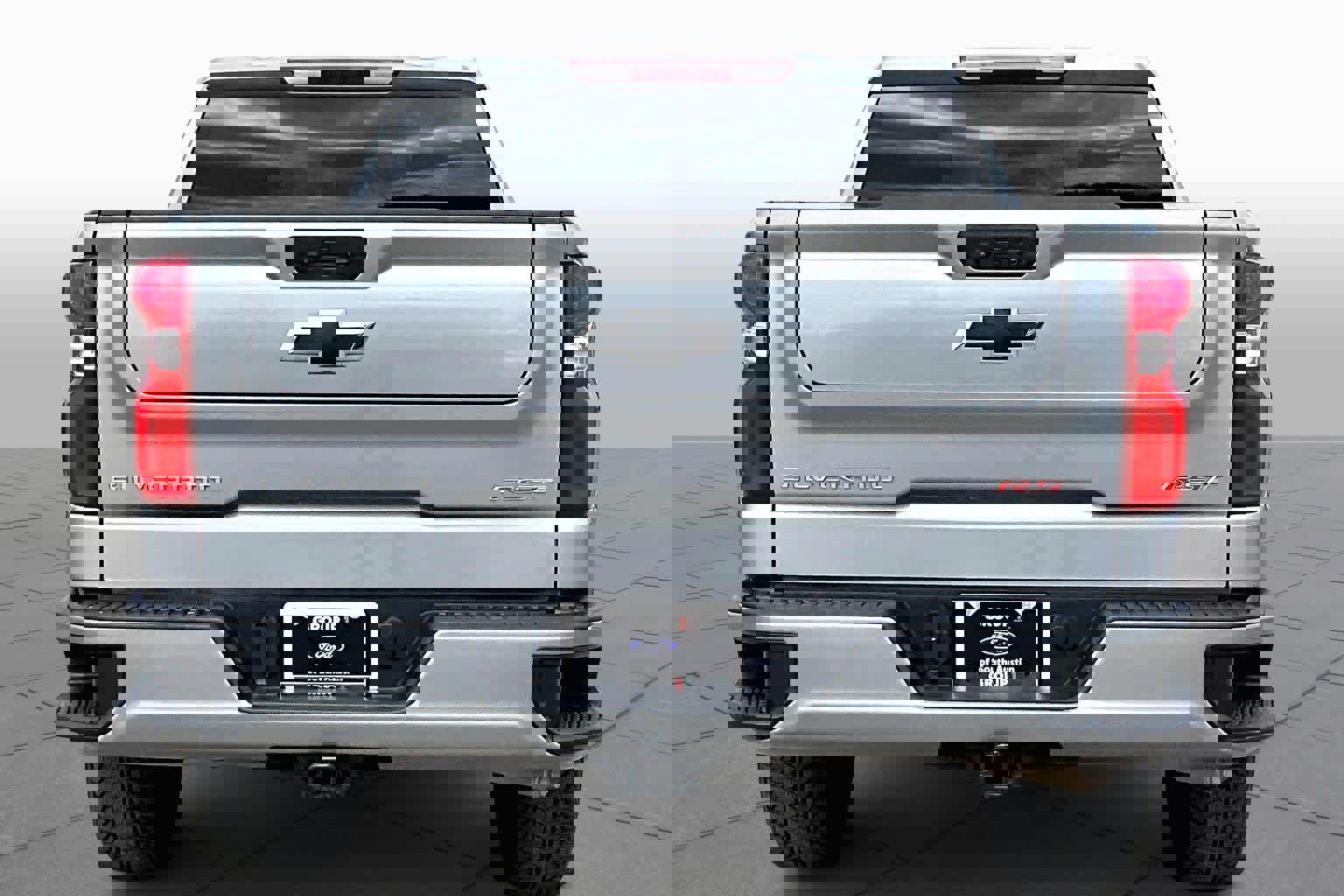 Used 2023 Chevrolet Silverado 1500 RST image 4