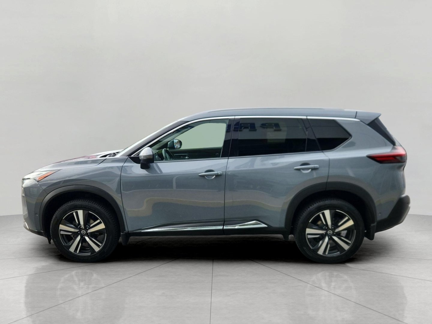 Used 2021 Nissan Rogue Platinum AWD/4WD image 13