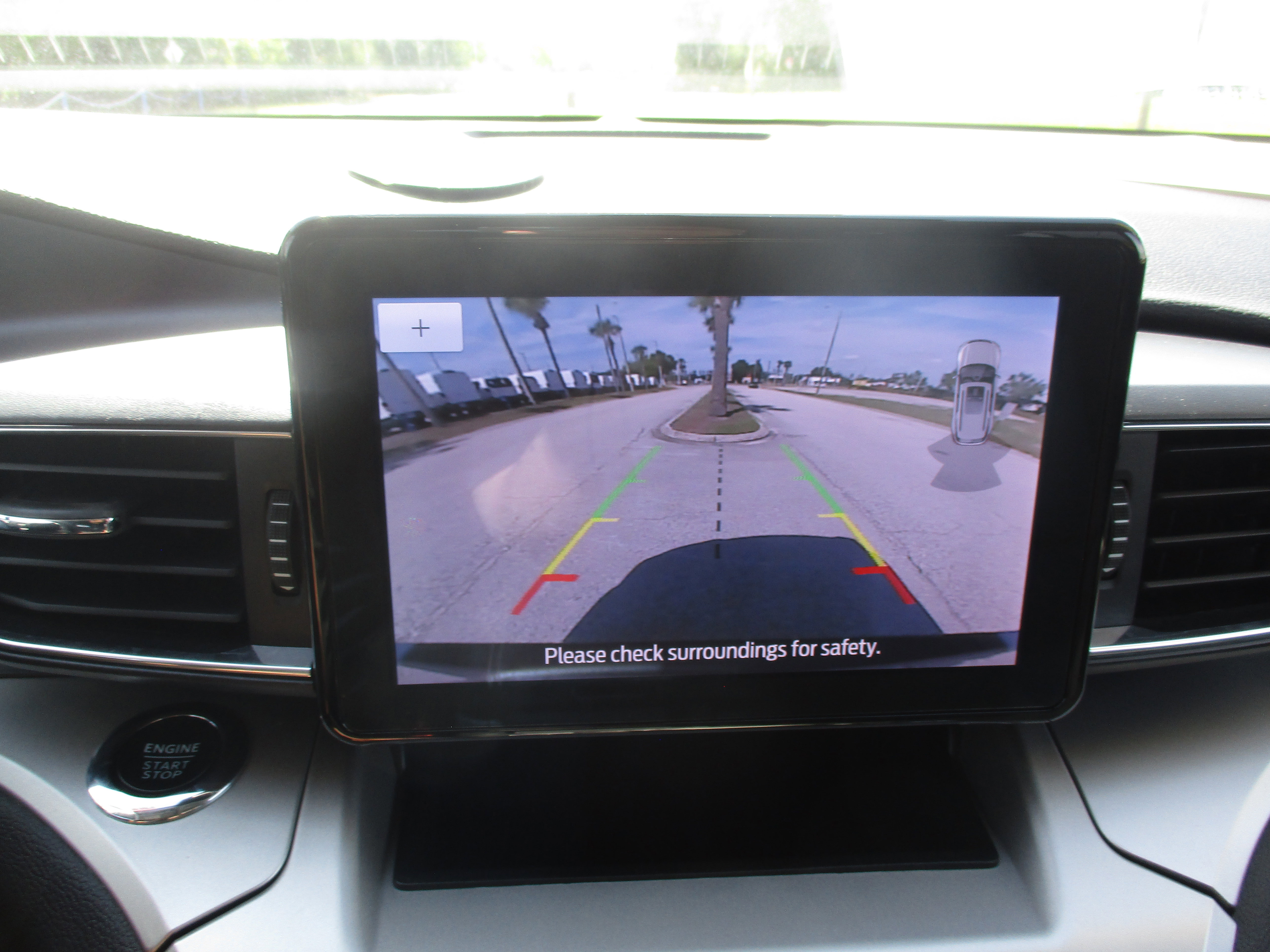 Certified 2022 Ford Explorer XLT w/ Equipment Group 202A image 20