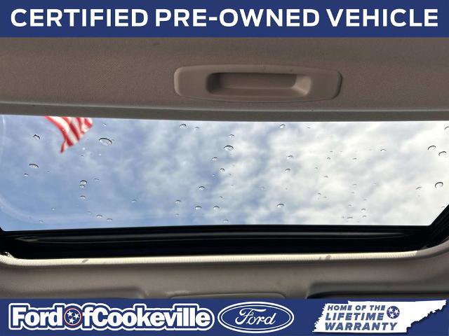 Used 2021 Toyota RAV4 XLE Premium AWD/4WD image 17