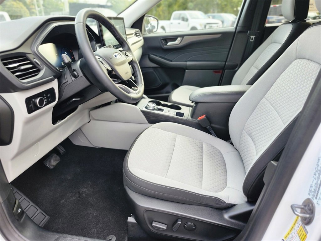 Certified 2023 Ford Escape Active w/ Tech Pack #2 image 17