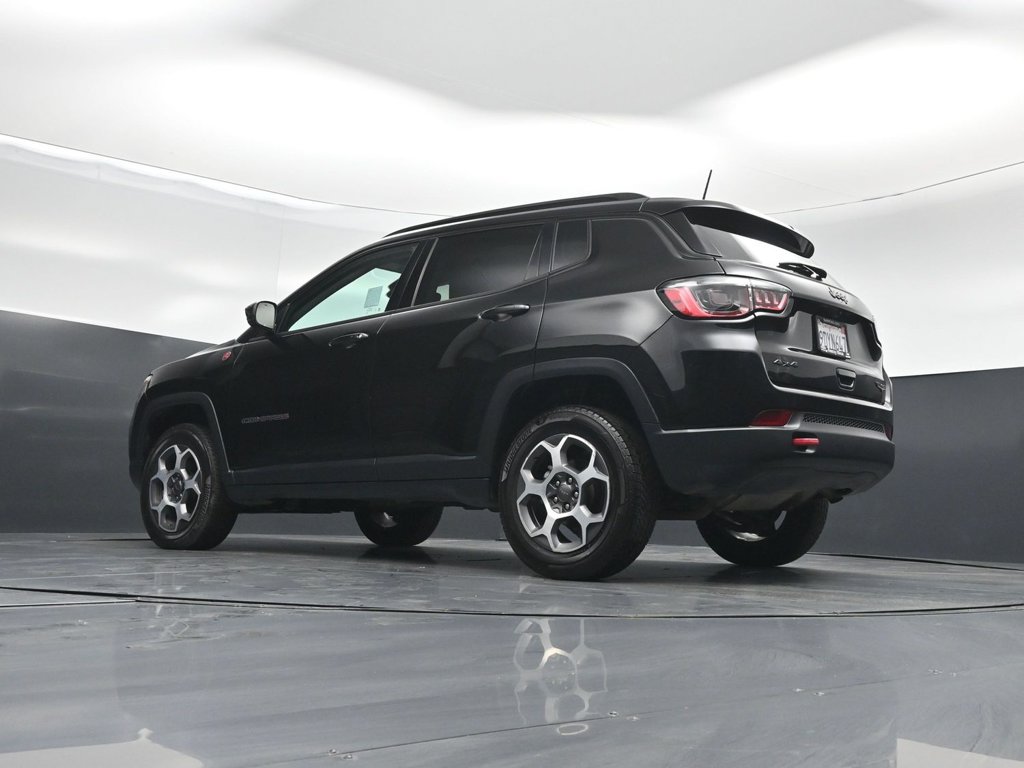 Used 2022 Jeep Compass Trailhawk AWD/4WD image 45