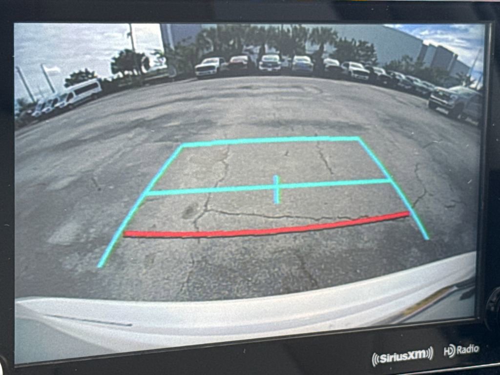 Used 2021 Toyota Highlander XLE image 20