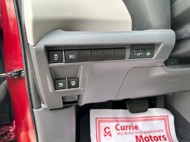 Used 2022 Toyota Sienna XLE FWD image 14