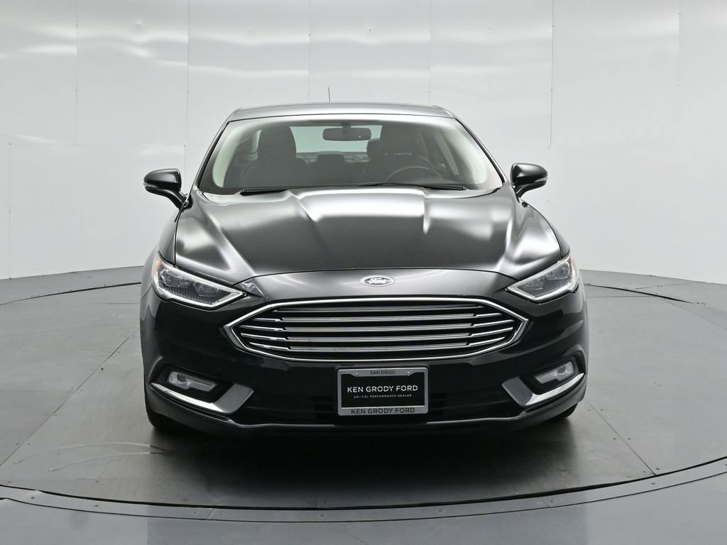 Certified 2017 Ford Fusion Energi SE image 28