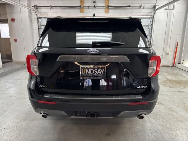 Certified 2023 Ford Explorer XLT w/ Equipment Group 202A image 2