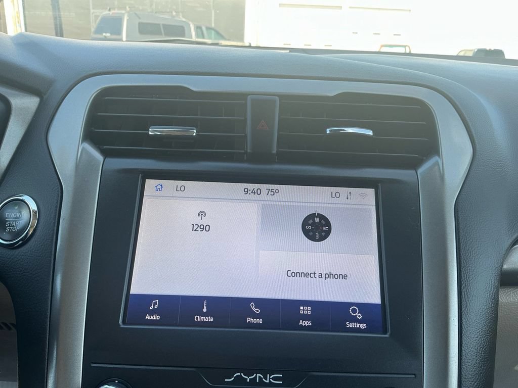 Certified 2020 Ford Fusion SE FWD image 26