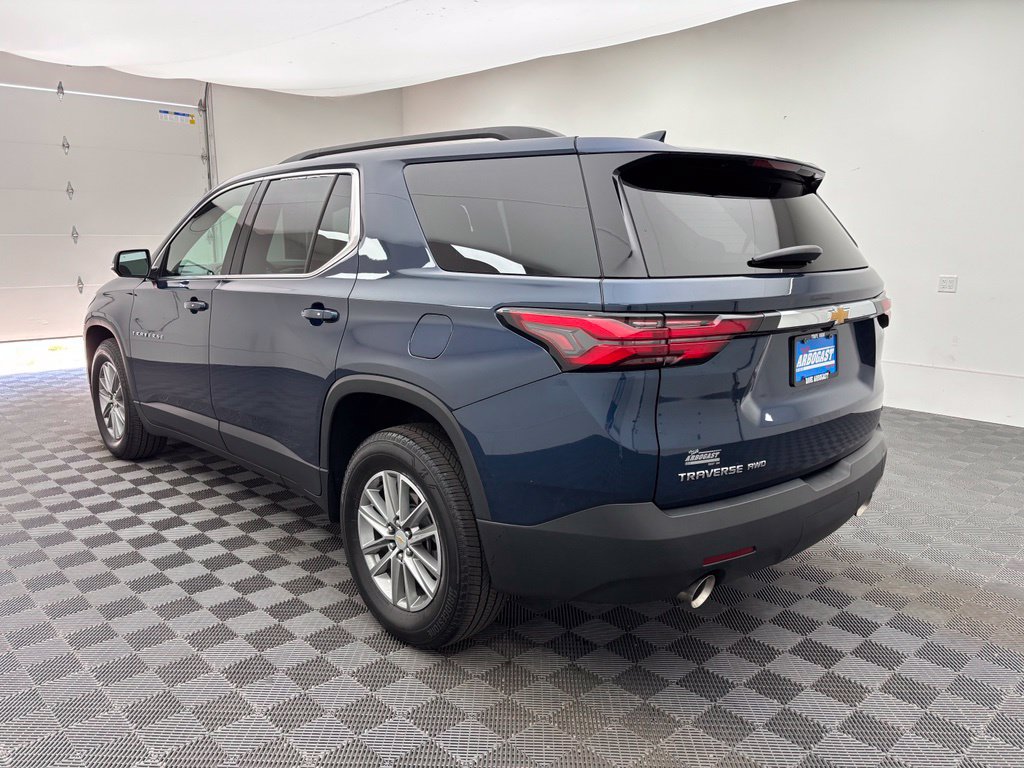 Used 2023 Chevrolet Traverse LT AWD/4WD image 12
