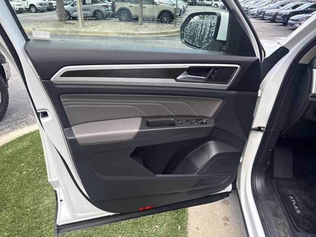 Used 2022 Volkswagen Atlas SE FWD image 10