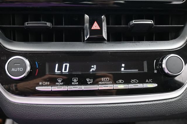 Used 2024 Toyota Corolla LE FWD image 22