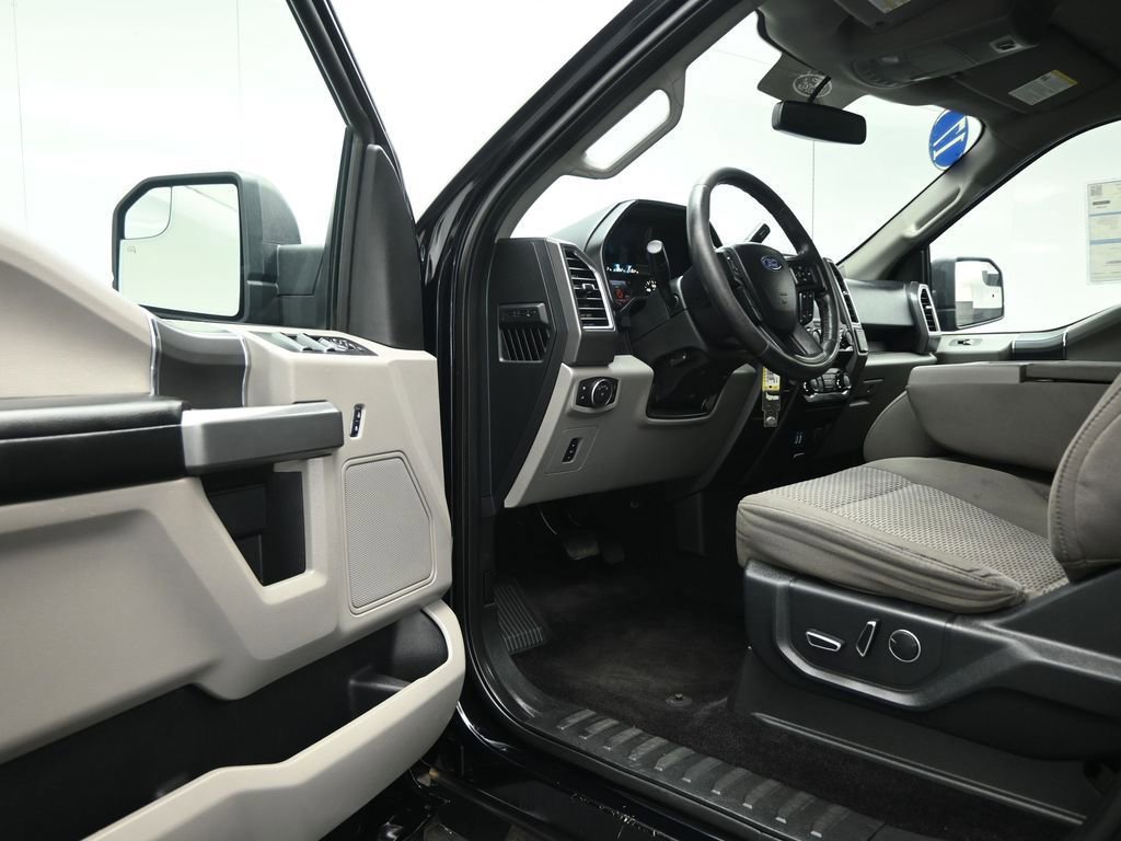 Certified 2017 Ford F150 XLT w/ Equipment Group 302A Luxury image 33