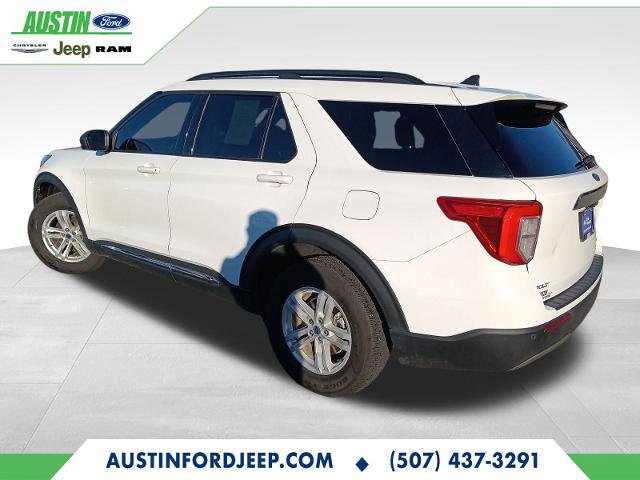 Certified 2021 Ford Explorer XLT w/ Equipment Group 202A image 3