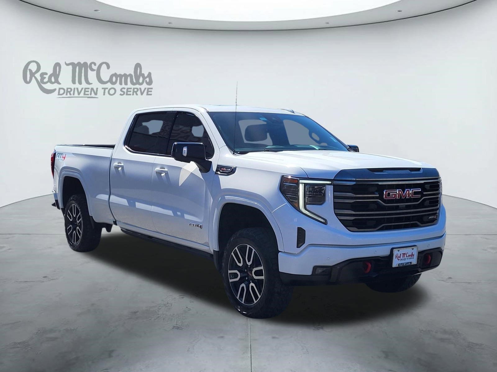 Used 2022 GMC Sierra 1500 AT4 w/ AT4 Premium Package image 1
