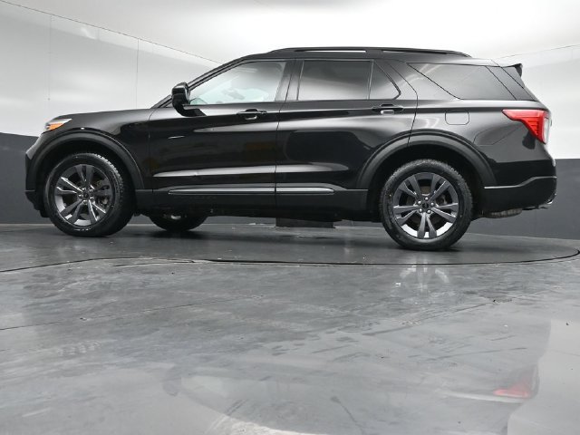 Certified 2024 Ford Explorer XLT w/ Equipment Group 202A AWD/4WD image 42
