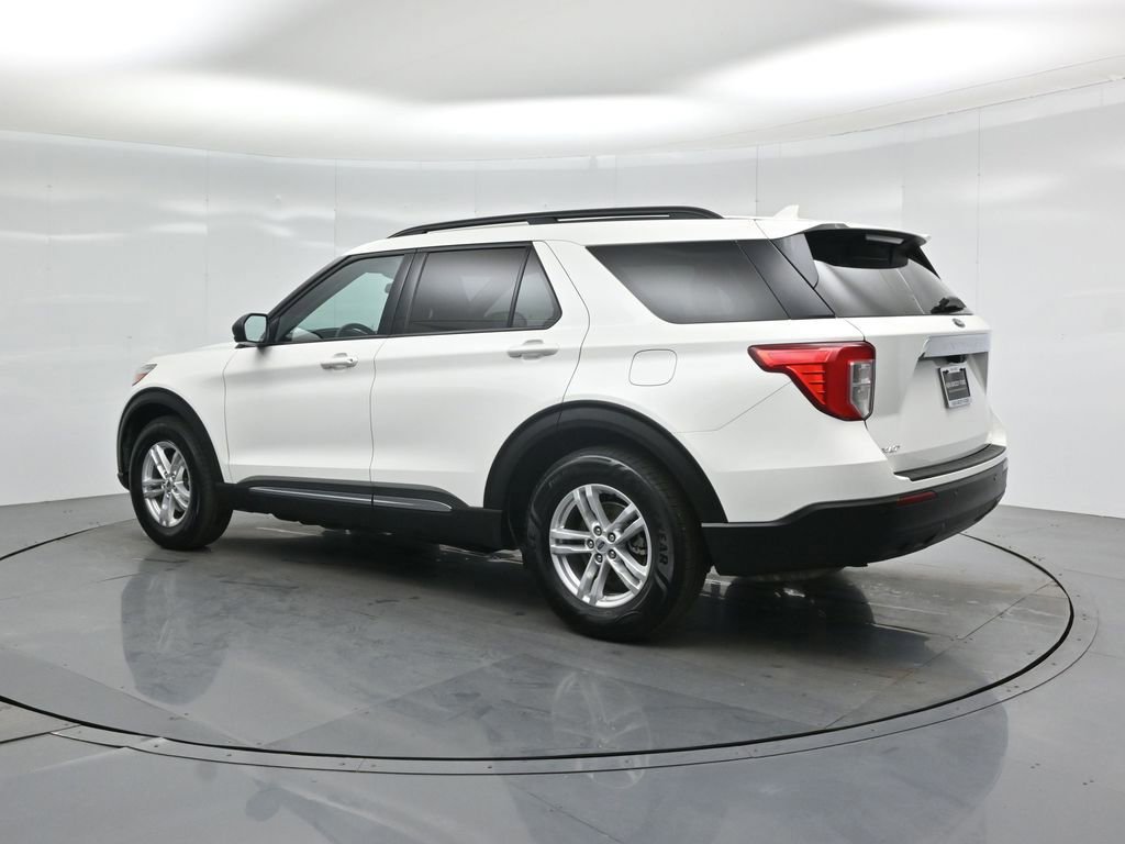 Certified 2022 Ford Explorer XLT image 16