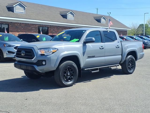 Used 2021 Toyota Tacoma SR5 AWD/4WD image 1