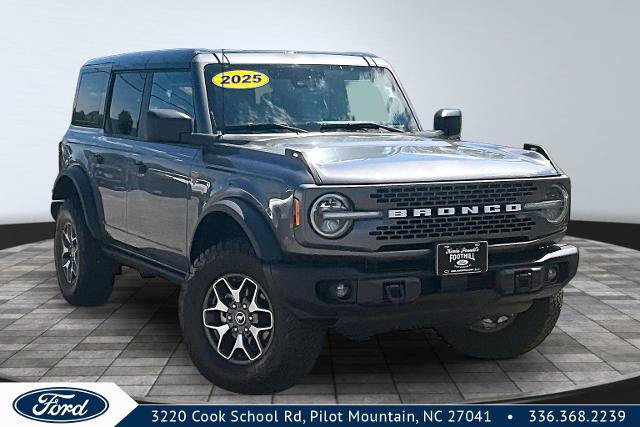 Certified 2025 Ford Bronco Badlands AWD/4WD image 1