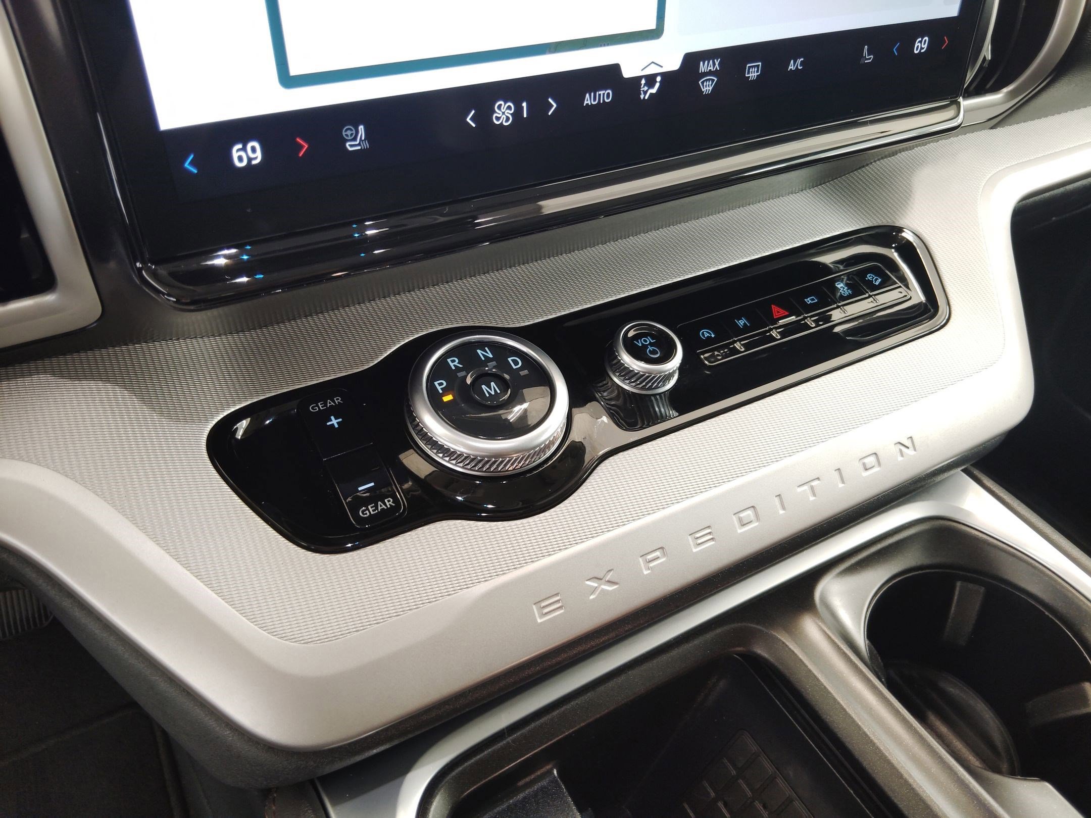 Certified 2025 Ford Expedition Max Active image 26