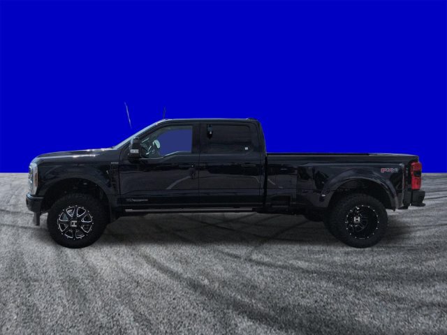 Certified 2025 Ford F350 Platinum w/ FX4 Off-Road Package AWD/4WD image 7