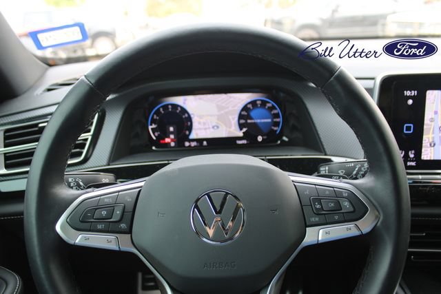 Used 2024 Volkswagen Atlas Cross Sport SEL Premium R-Line AWD/4WD image 25