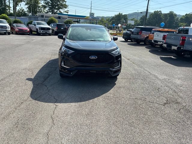 Certified 2024 Ford Edge ST-Line AWD/4WD image 5