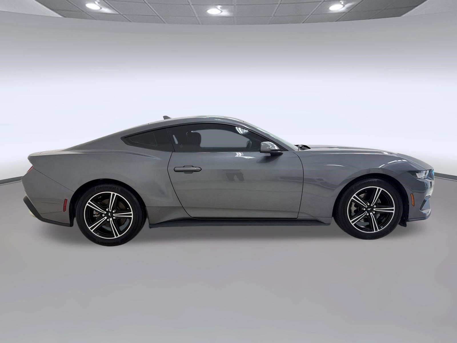Certified 2024 Ford Mustang Coupe RWD image 8