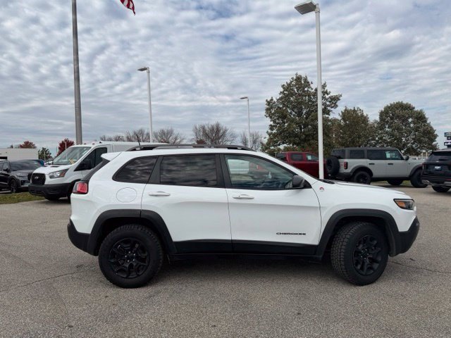 Used 2020 Jeep Cherokee Trailhawk w/ Comfort/Convenience Group AWD/4WD image 10