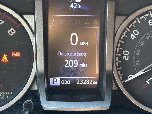 Used 2022 Toyota Tacoma Limited image 23