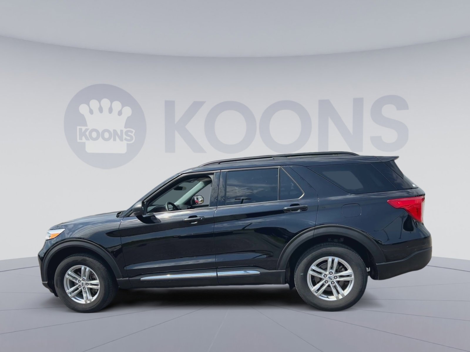 Certified 2023 Ford Explorer XLT AWD/4WD image 8