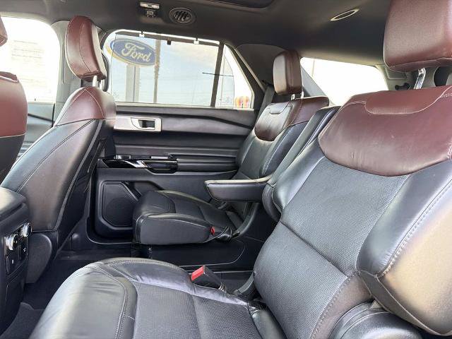 Certified 2022 Ford Explorer Platinum w/ Technology Package AWD/4WD image 19