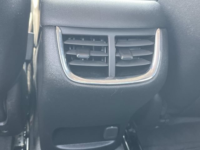 Used 2024 Chevrolet Malibu LT FWD image 16