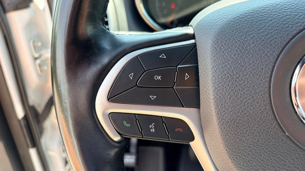 Used 2020 Jeep Grand Cherokee Limited RWD image 11