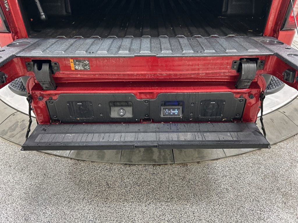 Used 2023 GMC Sierra 1500 AT4X image 32