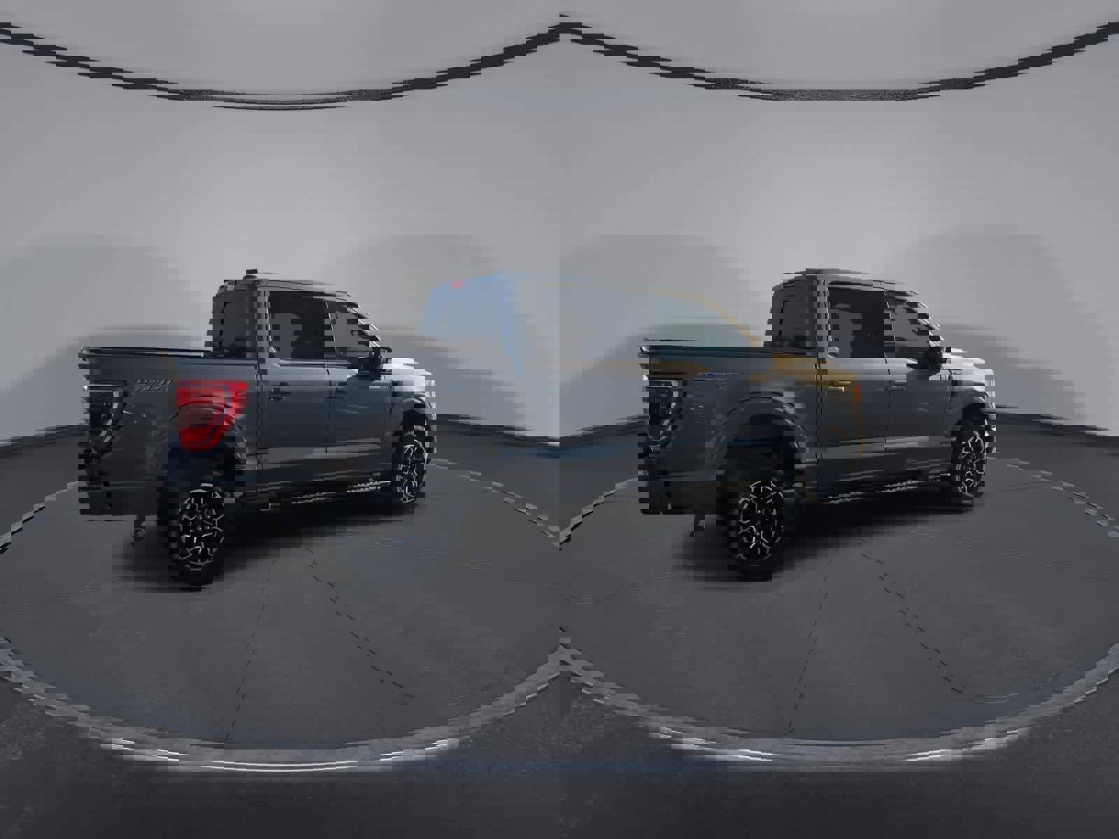 Certified 2022 Ford F150 XLT w/ Equipment Group 302A High image 8